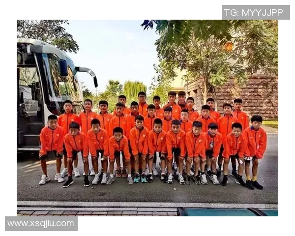 足球星特训营全面升级 助力少年成就职业梦想的成长之路